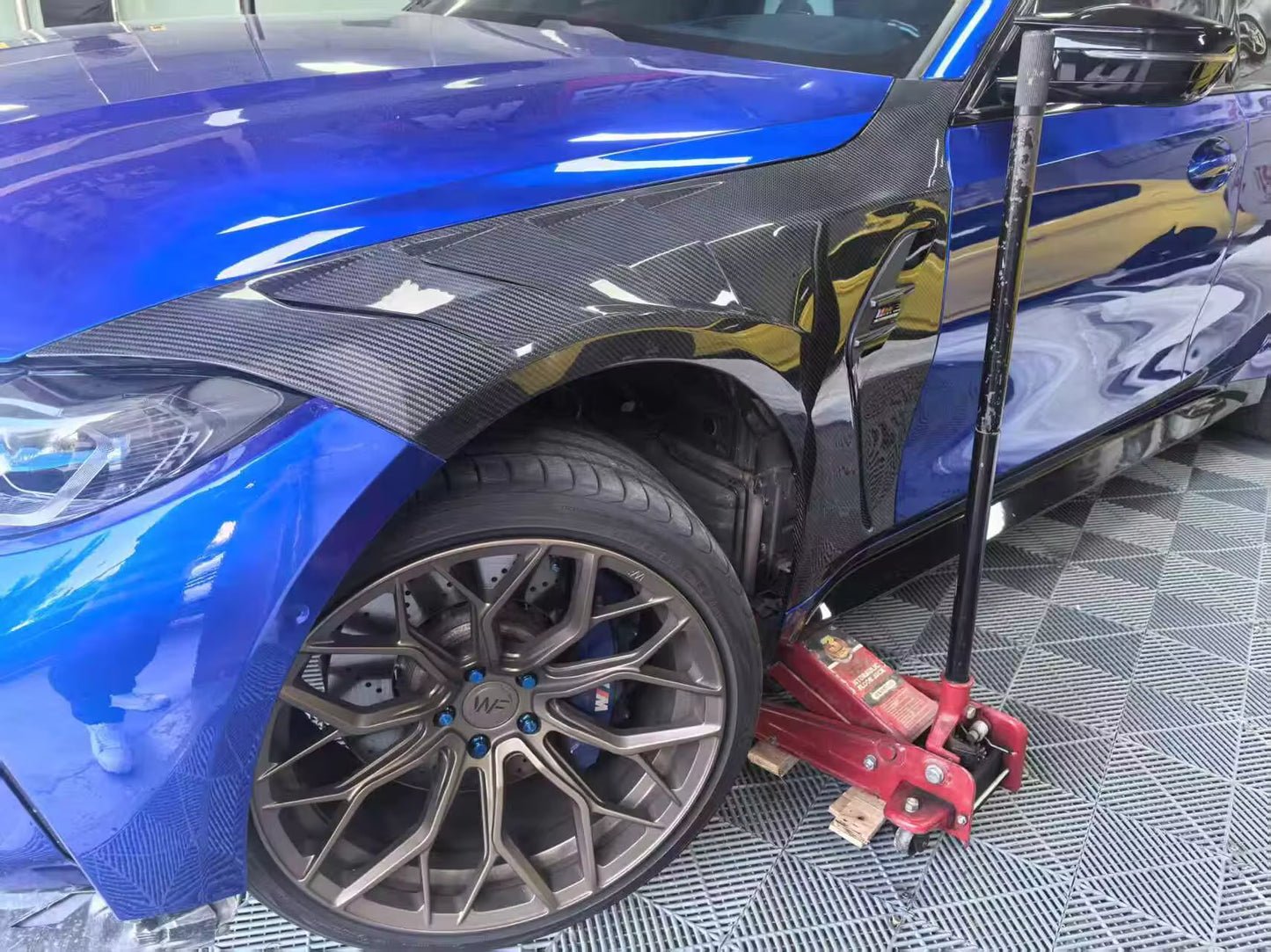 Carbon Kotflügel passend für BMW G80 G82 ab 2022 mit Lüftungsöffnungen
